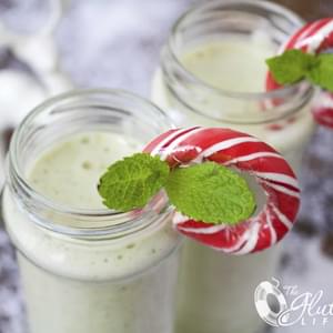 A Sweet Peppermint Smoothie – Super yummy and good for your tummy!