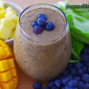 Blueberry-Pineapple Green Smoothie