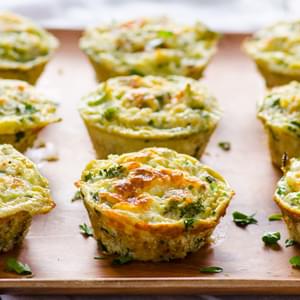 Healthy Breakfast Quinoa and Broccoli Egg Muffins
