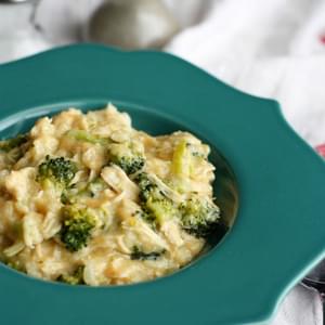 Slow Cooker Cheesy Broccoli Chicken Rice.