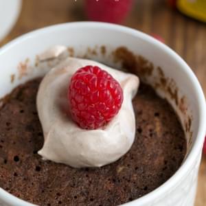 Skinny Single-Serve Chocolate Raspberry Mug Cake