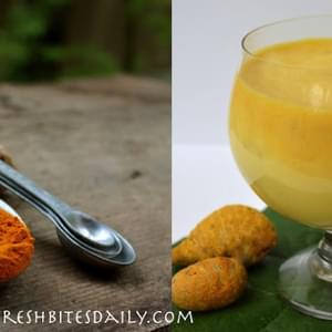 A Turmeric Smoothie With A Flavor-enhancing Pro Tip ;)
