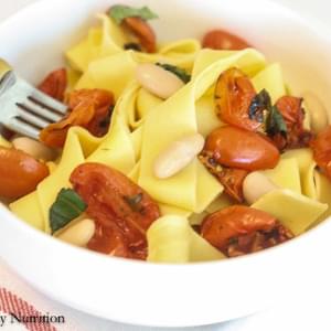 Easy Roasted Tomato & Garlic Pasta