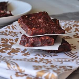Homemade Chocolate Larabars