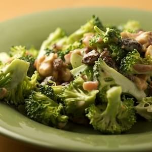Broccoli Salad with Bacon and Raisins