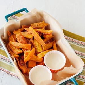 Sweet Potato Fries with Toasted Marshmallow Dip