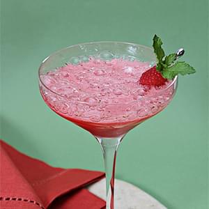 Raspberry-Champagne Mojito