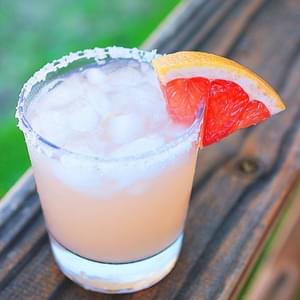 Sparkling Grapefruit Cocktail