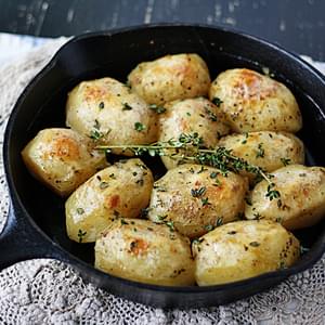 Roast Potatoes in a Cast Iron Skillet