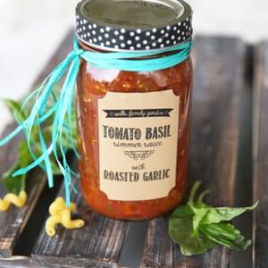 Tomato Basil Simmer Sauce with Roasted Garlic