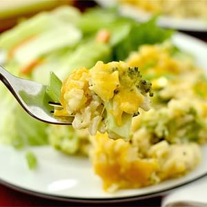 Skinny Cheesy Chicken and Broccoli-Rice Casserole