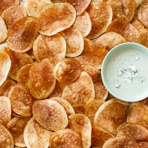Potato Chips with Blue Cheese Dipping Sauce