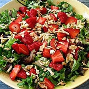 Baby Greens w/ Strawberries & Sugared Almonds