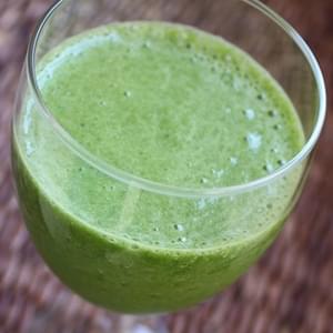Pineapple Mango Spinach Smoothie