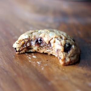 Peanut Butter Oatmeal Chocolate Chip Cookies {flourless, no butter}