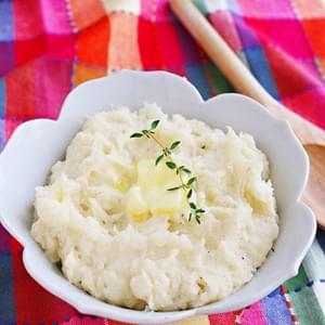 Light ‘n Creamy Garlic Mashed Potatoes