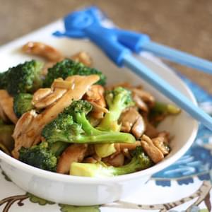 Ginger Chicken and Broccoli Stir Fry with Oyster Sauce