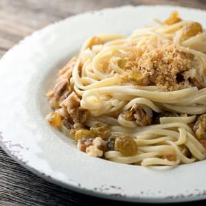 Pasta with Golden Raisins and Walnuts