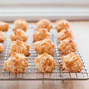 How to Make the Easiest Coconut Macaroons