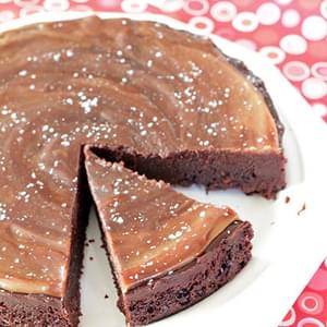 Flourless Chocolate Caramel Cake