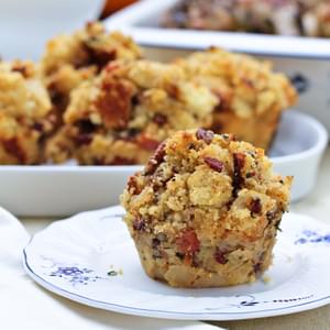Stuffing Muffins with Apple and Pancetta
