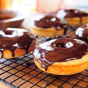 Baked Banana Donuts With Chocolate Hazelnut Glaze