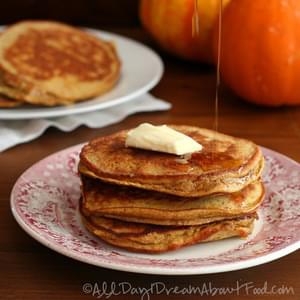 Pumpkin Coconut Flour Pancakes – Low Carb and Gluten-Free