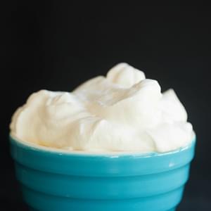 How to Make Fresh Homemade Whipped Cream