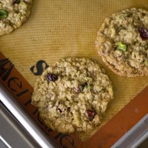 Oatmeal Cookies with Dried Cranberries and Pistachios