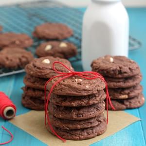 Peppermint Bark Pudding Cookies