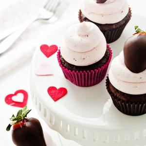 Chocolate Covered Strawberry Cupcakes