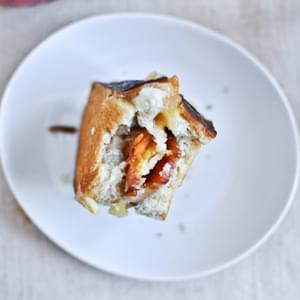 Peach, Bacon + Gouda Grilled Cheese Sliders on Pretzel Bread