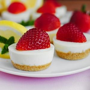 No-Bake Strawberry Lemonade Bites