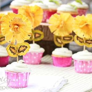 Pina Colada Cupcakes ~ Kiwi Frosting