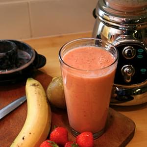 Strawberry, Banana And Pear Smoothie