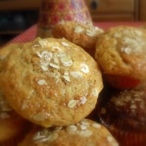 *Golden Syrup and Oatmeal Muffins*