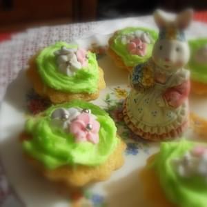 Garden Party Fairy Cakes for a Royal Wedding