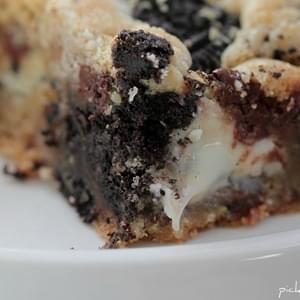 Double Cookies and Cream Kiss Cookie Bars