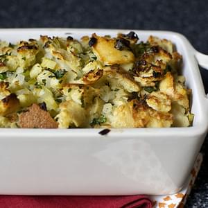 Apple-herb Stuffing For All Seasons