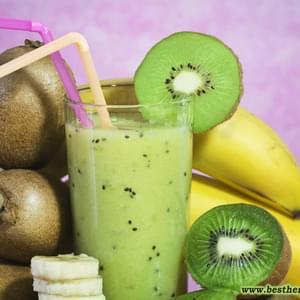 Incredible Green Smoothie for Cleansing of the Body from Toxins