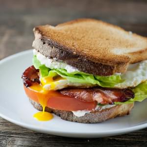 Bacon, Lettuce, Tomato and Fried Egg Sandwiches!
