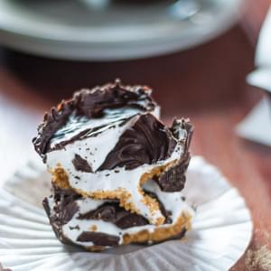 Gooey S’mores Candy Cups