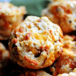 Bacon Onion Cheddar Biscuits