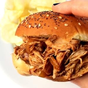 Slow Cooker BBQ Pulled Chicken