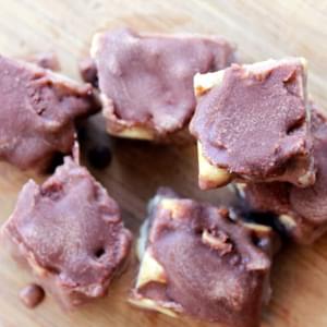 Chocolate & Cashew Protein Fudge
