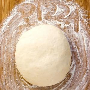 The Best Homemade Pizza Dough {photo tutorial}