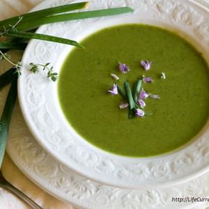 Broccoli and Pea Potage with Thyme