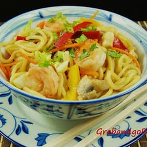 Shrimp Chow Mein with Vegetables