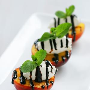 Grilled Peaches with mascarpone and balsamic glaze