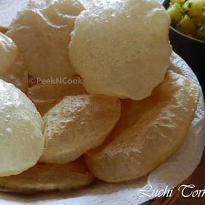 Luchi / Puri / Deep Fried Flat Bread & Aloo Tarkari/Potato Curry